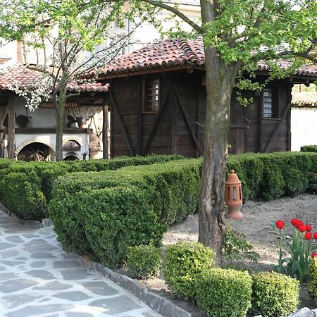 Джуджевата Къща Хотел Панагюрище Екстериор снимка